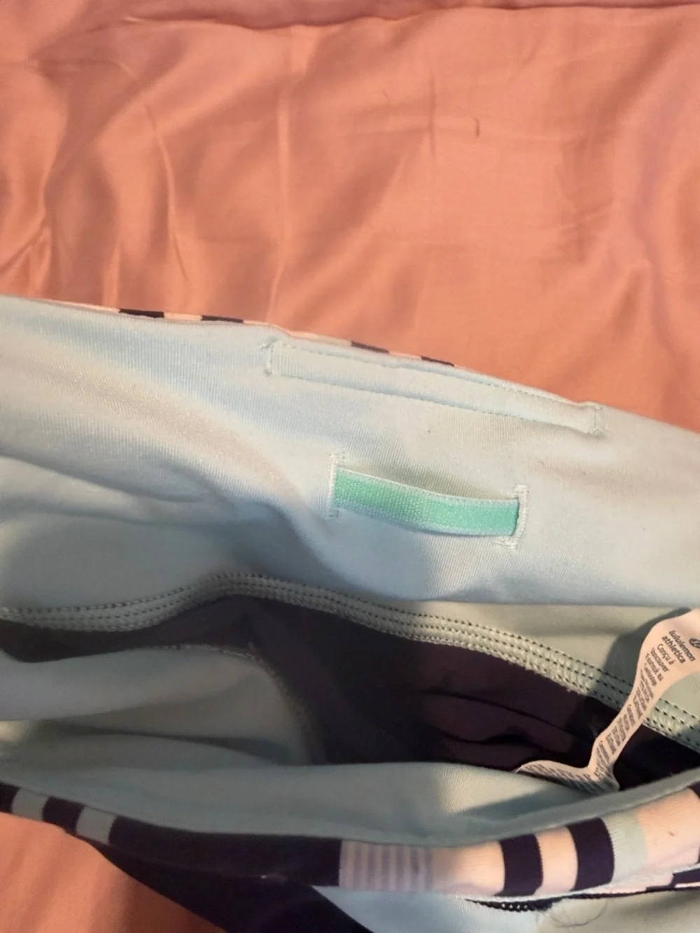 Lululemon Run A‎ Marathon Crop Blue & white stripe Leggings Low Rise size 6 Y2K
